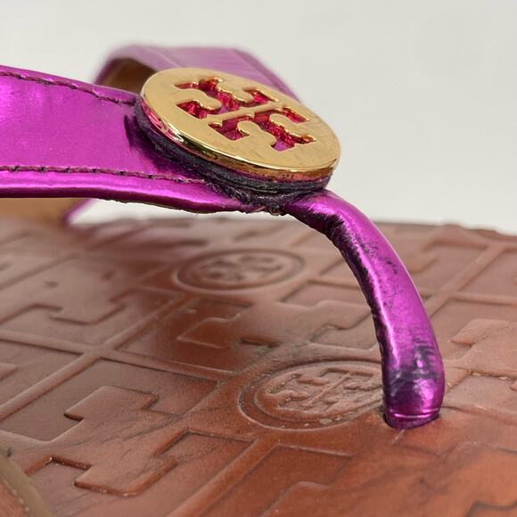 Tory Burch Thora Fuchsia Pink Leather Thong Sandals Metallic Mirror Metal Size 6 - Picture 11 of 12